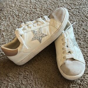 White Sneakers with Silver Star Accent